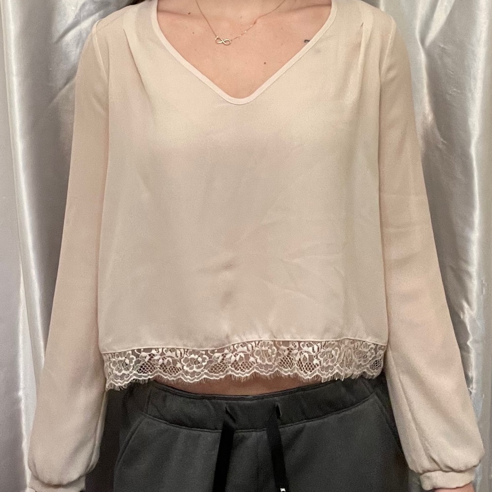Cropped long sleeve blouse